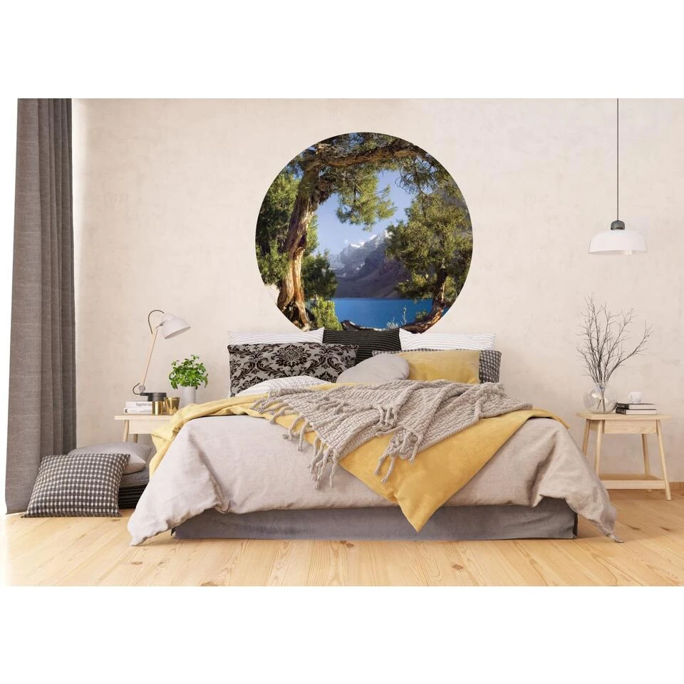 Sanders & Sanders Zelfklevende Behangcirkel - Berglandschap Met Bomen 2 Sanders & Sanders Zelfklevende Behangcirkel - Berglandschap Met Bomen - Afbeelding 2