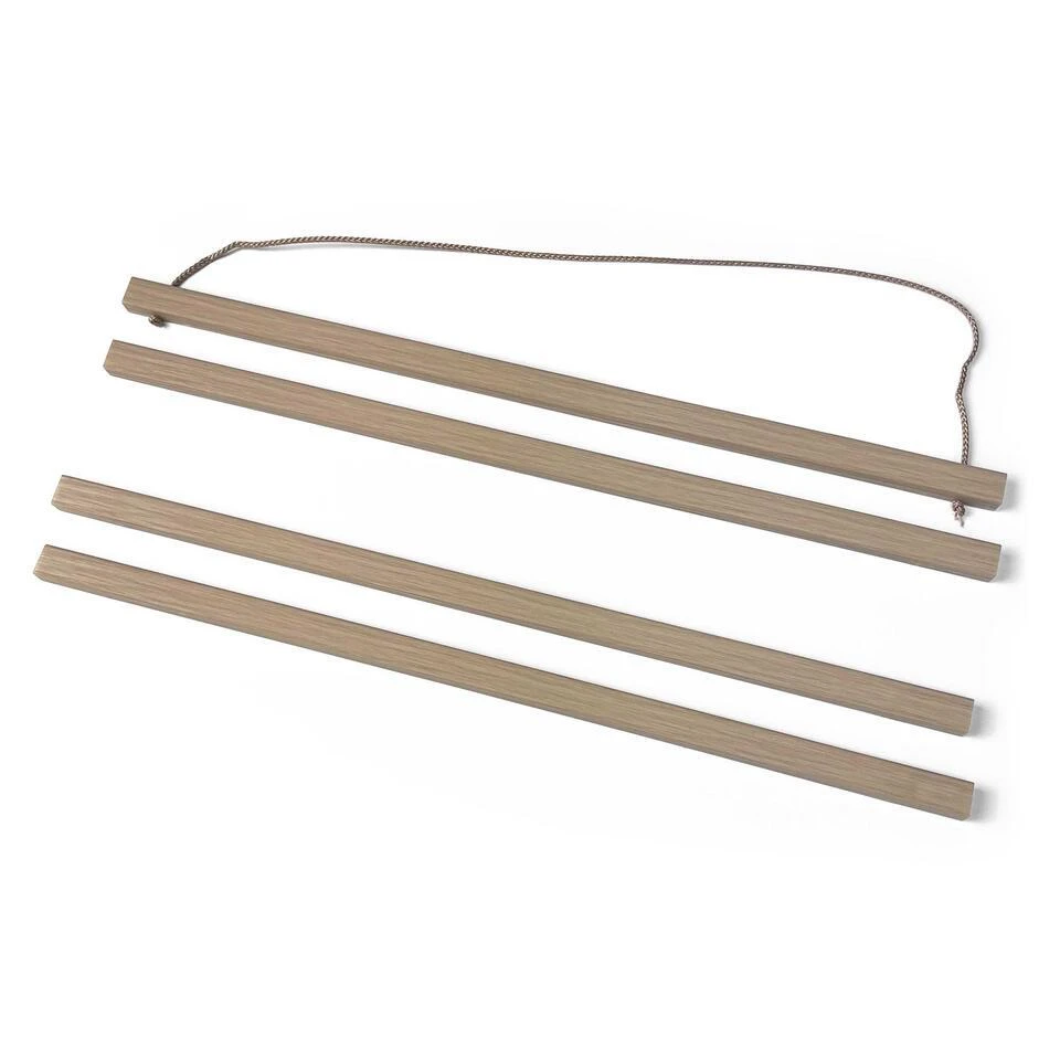 Posterhanger Eiken 50 - 51x1,5cm - Bruin 1 Posterhanger Eiken 50 - 51x1,5cm - Bruin