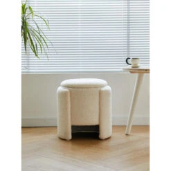 Pouf Met Witte Krullen In Scandinavische Stijl -Leenbakker Winkel 2511cdcf277f4e39801d468bddffff51