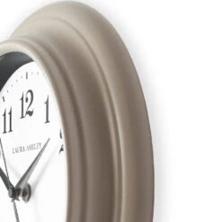 Laura Ashley Newgale Klok - Cijfers - 26x26cm - Beige 7 Laura Ashley Newgale Klok - Cijfers - 26x26cm - Beige -Leenbakker Winkel 26f7188d7c884a7a931171ee92139b6f