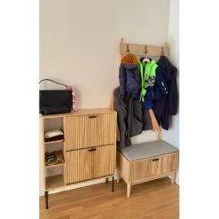 Massief Houten Entreekapstok Met Grijze Stof 15 Massief Houten Entreekapstok Met Grijze Stof -Leenbakker Winkel 387130d92bad4cce996c5b455ed63636