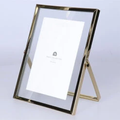 Merkloos Giftdecor Fotolijstje Voor 10 X 15 Cm Foto - Goud - Metaal -Leenbakker Winkel 5bc3dbab25c64ef6bbaaeb4e715863a7