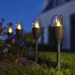 Luxform Prikspot - Solar - Grijs - LED Flame Effect - H38 Cm -Leenbakker Winkel 692a9a2f93994268ae43ecf0c5a01eb7