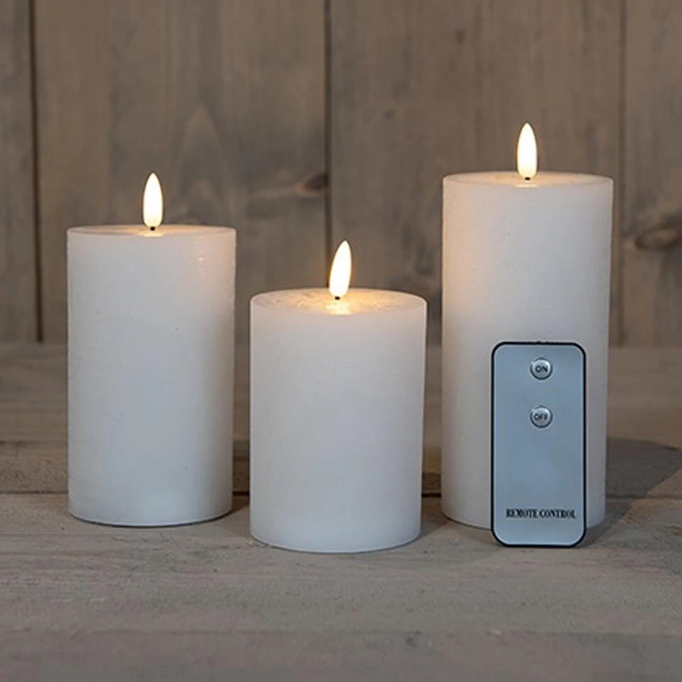 Anna's Collection LED Stompkaarsen Met Afstandsbediening - 3x - Wit 3 Anna's Collection LED Stompkaarsen Met Afstandsbediening - 3x - Wit - Afbeelding 3