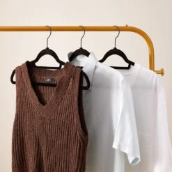 ACAZA - 50 Anti-slip Kleerhangers - Zwarte Haak 11 ACAZA - 50 Anti-slip Kleerhangers - Zwarte Haak -Leenbakker Winkel a8fd6b82266c446481d6a8cdf04a262e