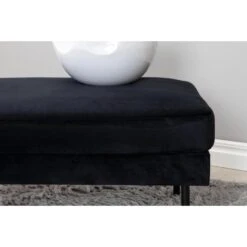 Svea - Rio Hocker - Velvet - Zwart -Leenbakker Winkel ce302ed49d2948e894f2338a48b67c2c