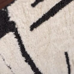 WOOOD Anka Wanddeco - Katoen/Hout - Zwart/Wit - 90x60x10 8 WOOOD Anka Wanddeco - Katoen/Hout - Zwart/Wit - 90x60x10 -Leenbakker Winkel d1ea47048b1e425baca9cf199c0aee99