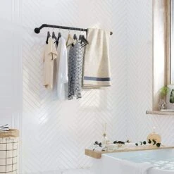 Garderobeset Van 2, Wandrek, Kledingrek Tot 50 Kg Draagvermogen, Zwart -Leenbakker Winkel fb78168847a149e49619cbd7e7a5bb35